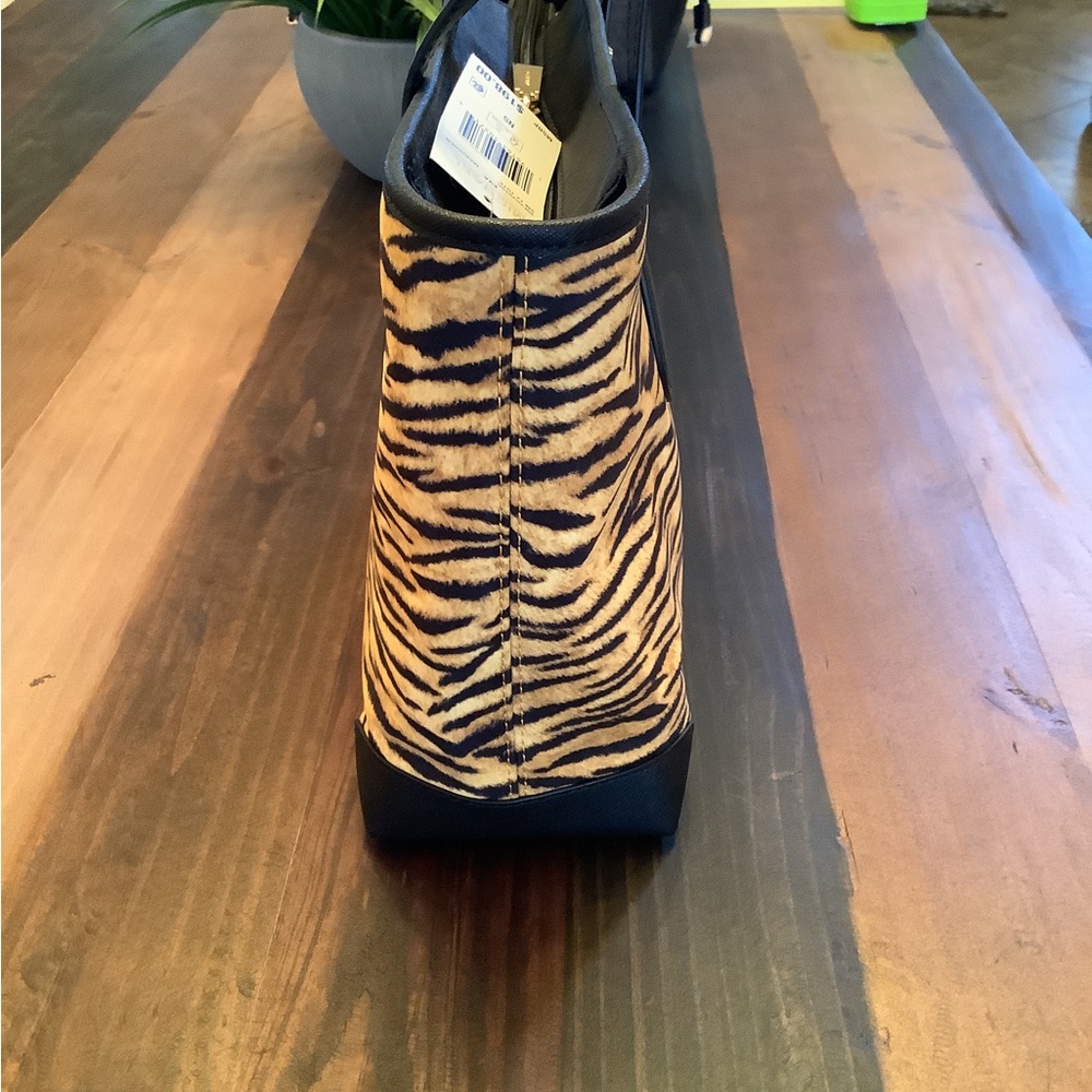 Ladies purse MK tote - Picture 3 of 4